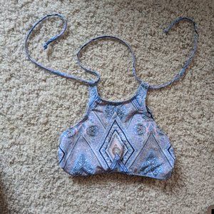 Colofrul Crop Swim Top